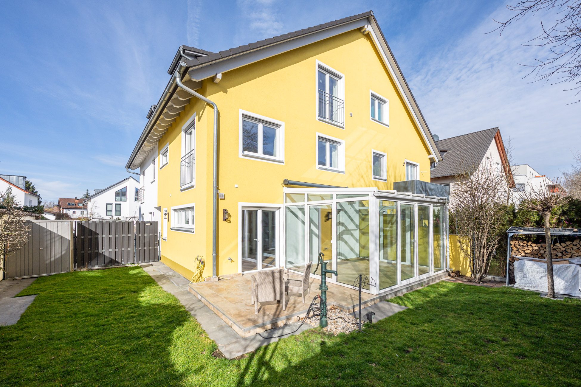 Aigner Immobilien GmbH - Immobilienangebot - 80939 München - Freimann - Doppelhaushälfte - Familienidylle in Freimann: Doppelhaushälfte zum Wohlfühlen