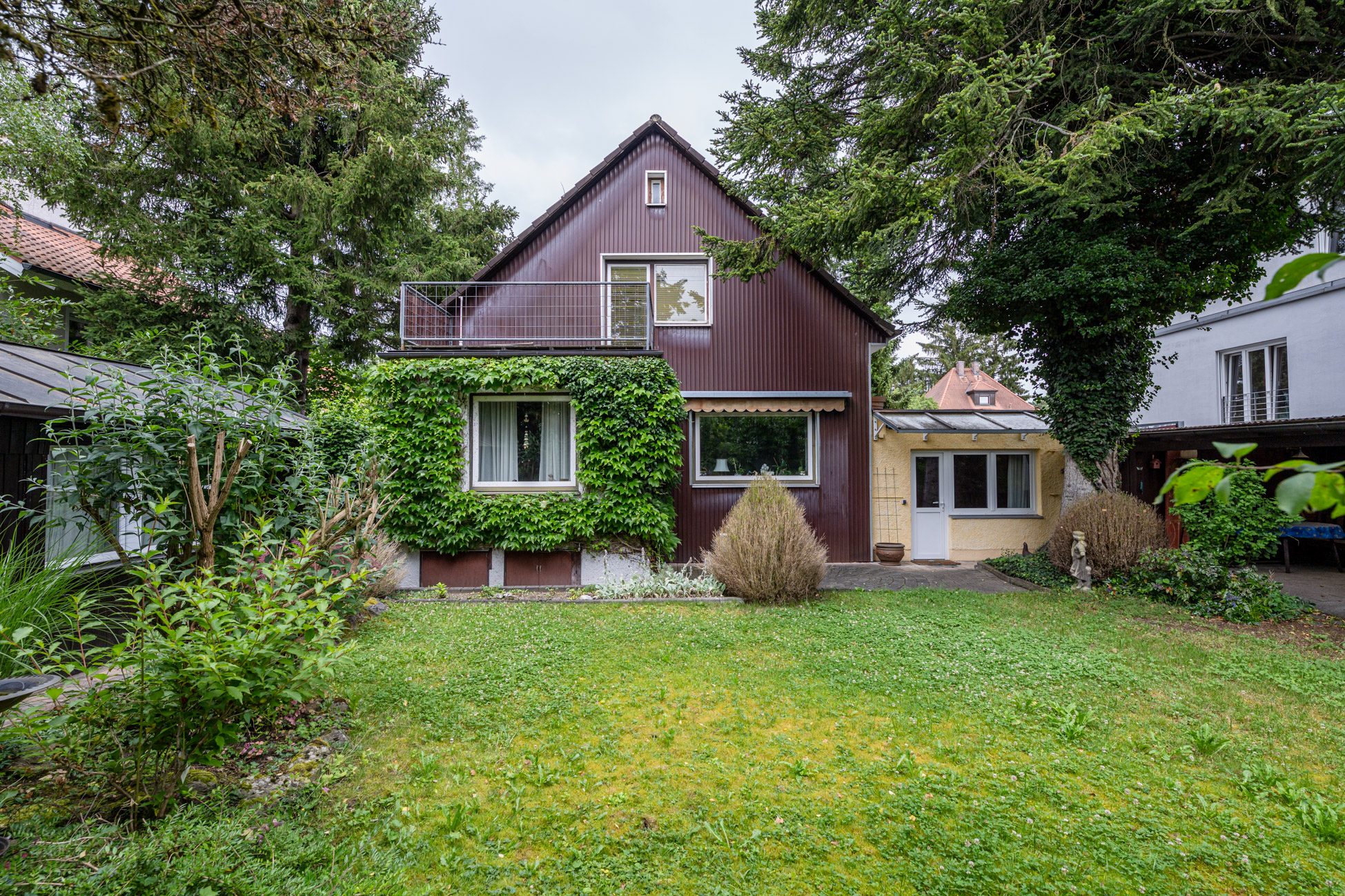 Aigner Immobilien GmbH - Immobilienangebot - 81377 München - Hadern - Einfamilienhaus - Ruhig gelegenes Einfamilienhaus mit großzügigem Garten in Hadern
