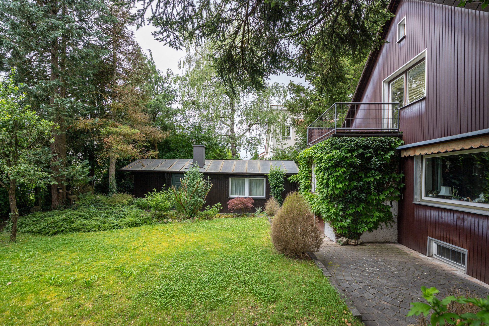 Aigner Immobilien GmbH - Immobilienangebot - 81377 München - Hadern - Einfamilienhaus - Ruhig gelegenes Einfamilienhaus mit großzügigem Garten in Hadern