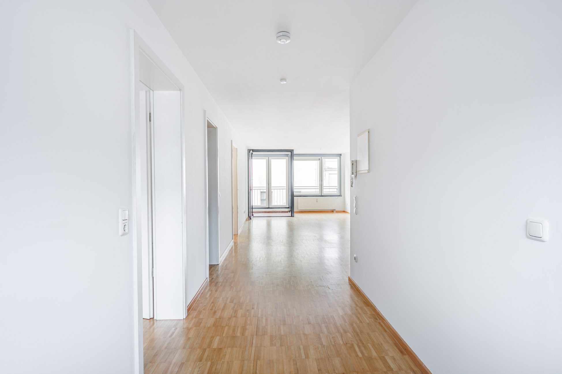Aigner Immobilien GmbH - Immobilienangebot - 80335 München - Maxvorstadt - Etagenwohnung - Bezugsfreie, gepflegte 3-Zimmer-Wohnung in ruhiger Lage in der Maxvorstadt