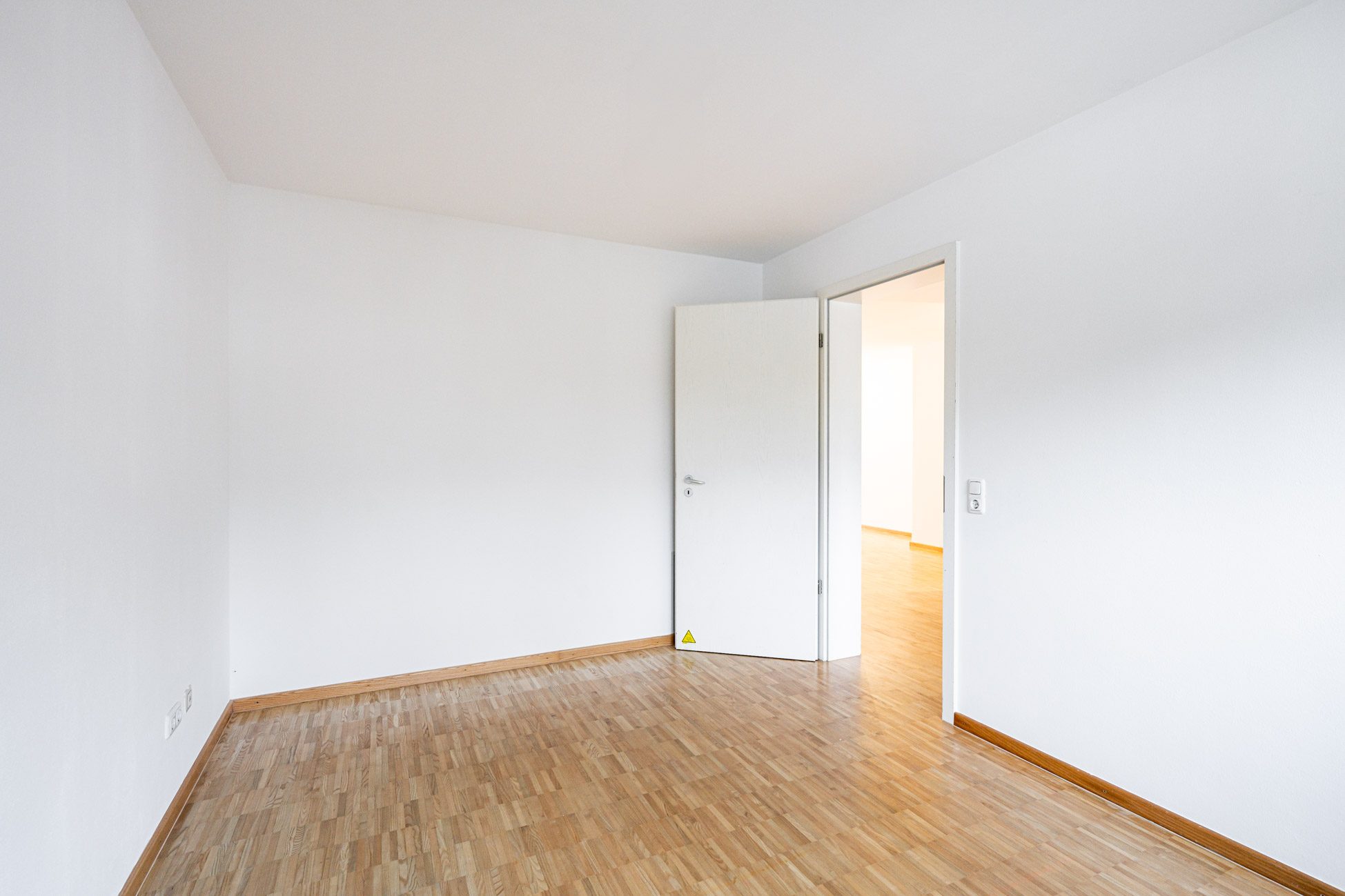 Aigner Immobilien GmbH - Immobilienangebot - 80335 München - Maxvorstadt - Etagenwohnung - Bezugsfreie, gepflegte 3-Zimmer-Wohnung in ruhiger Lage in der Maxvorstadt