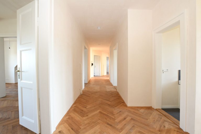 Aigner Immobilien GmbH - Immobilienangebot - 81675 München - Bogenhausen - Büro - Parkblick hinter dem Prinzregententheater - Hochwertig renovierte Gewerbefläche mit edlem Parkett