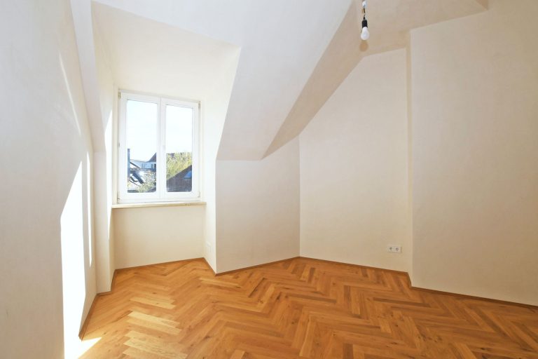 Aigner Immobilien GmbH - Immobilienangebot - 81675 München - Bogenhausen - Büro - Parkblick hinter dem Prinzregententheater - Hochwertig renovierte Gewerbefläche mit edlem Parkett