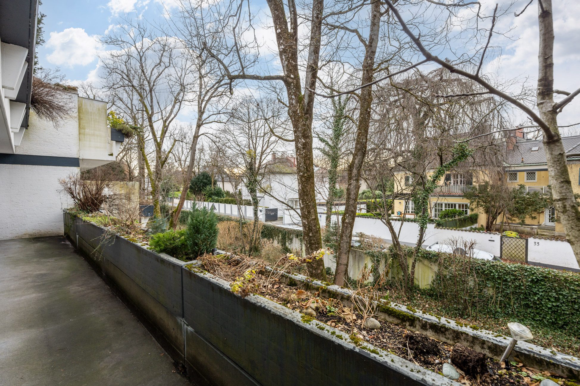 Aigner Immobilien GmbH - Immobilienangebot - 81679 München - Bogenhausen - Etagenwohnung - Westbalkon mit ca. 24 qm in Bogenhausen - Vermietete 2-Zimmer Wohnung