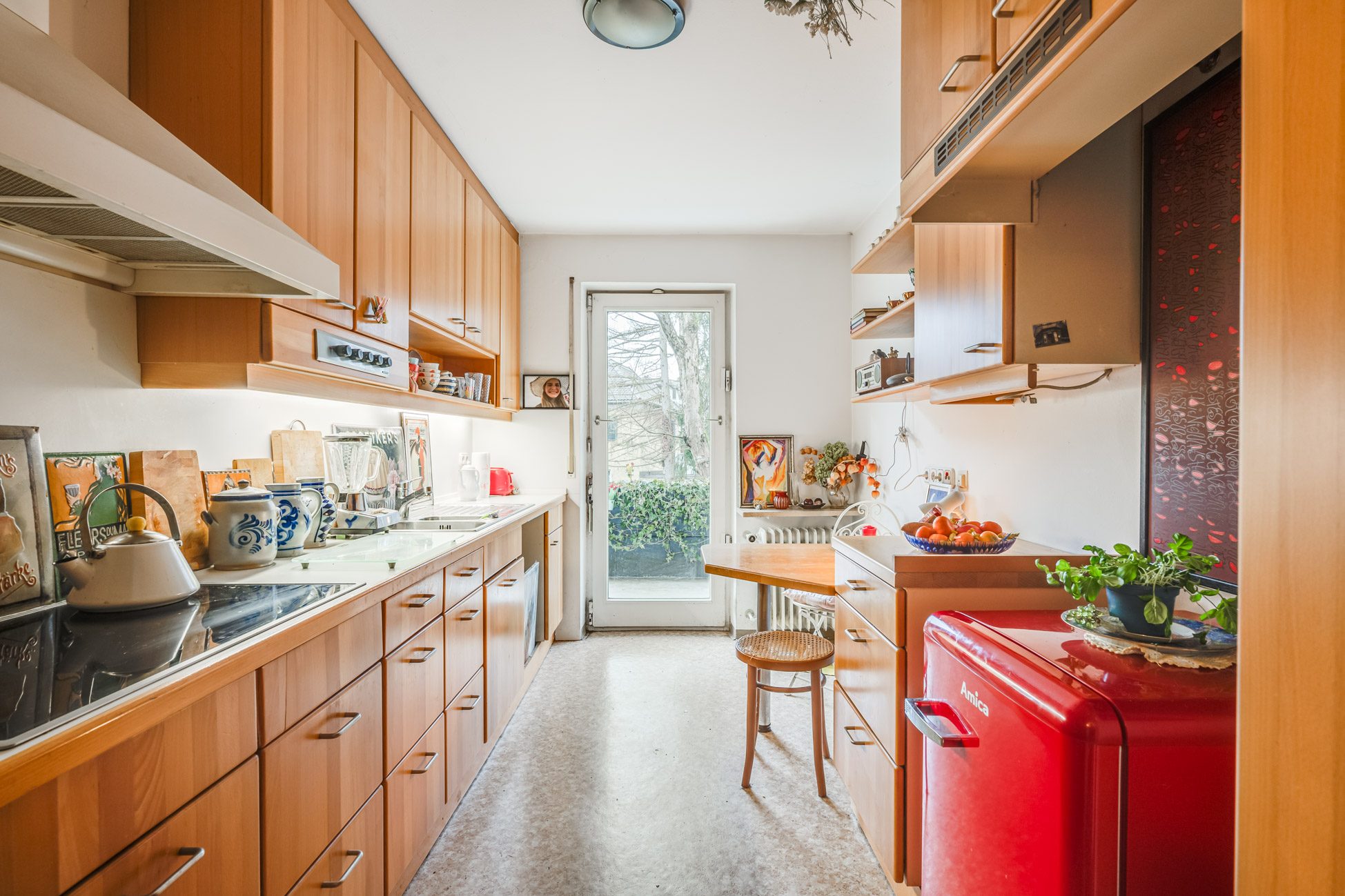 Aigner Immobilien GmbH - Immobilienangebot - 81679 München - Bogenhausen - Etagenwohnung - Großzügig geschnittene 3-Zimmer-Wohnung mit zwei Balkonen