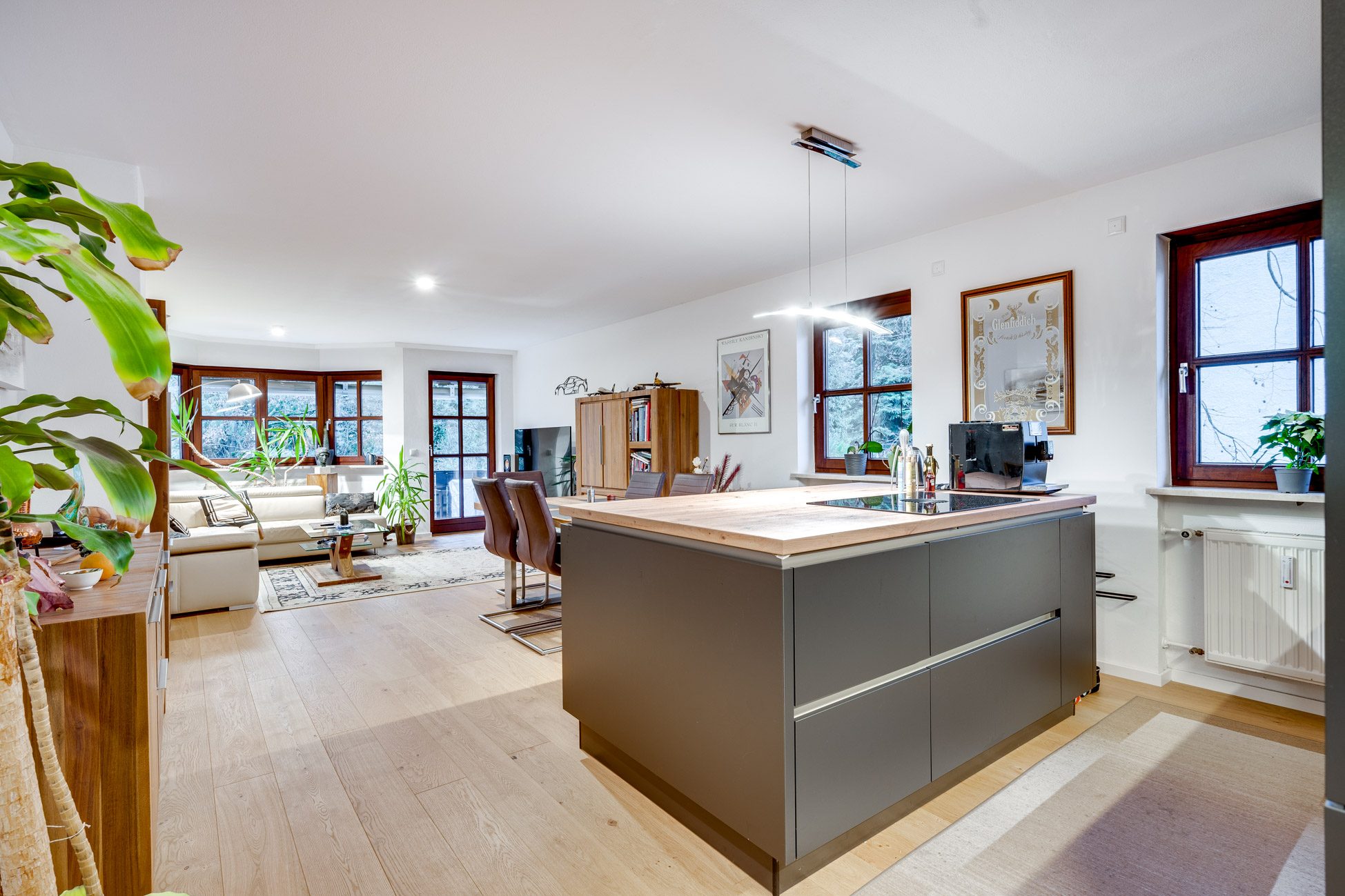 Aigner Immobilien GmbH - Immobilienangebot - 81827 München - Waldtrudering - Etagenwohnung - Charmante 3-Zimmer-Wohnung mit idealem Schnitt und Blick ins Grüne