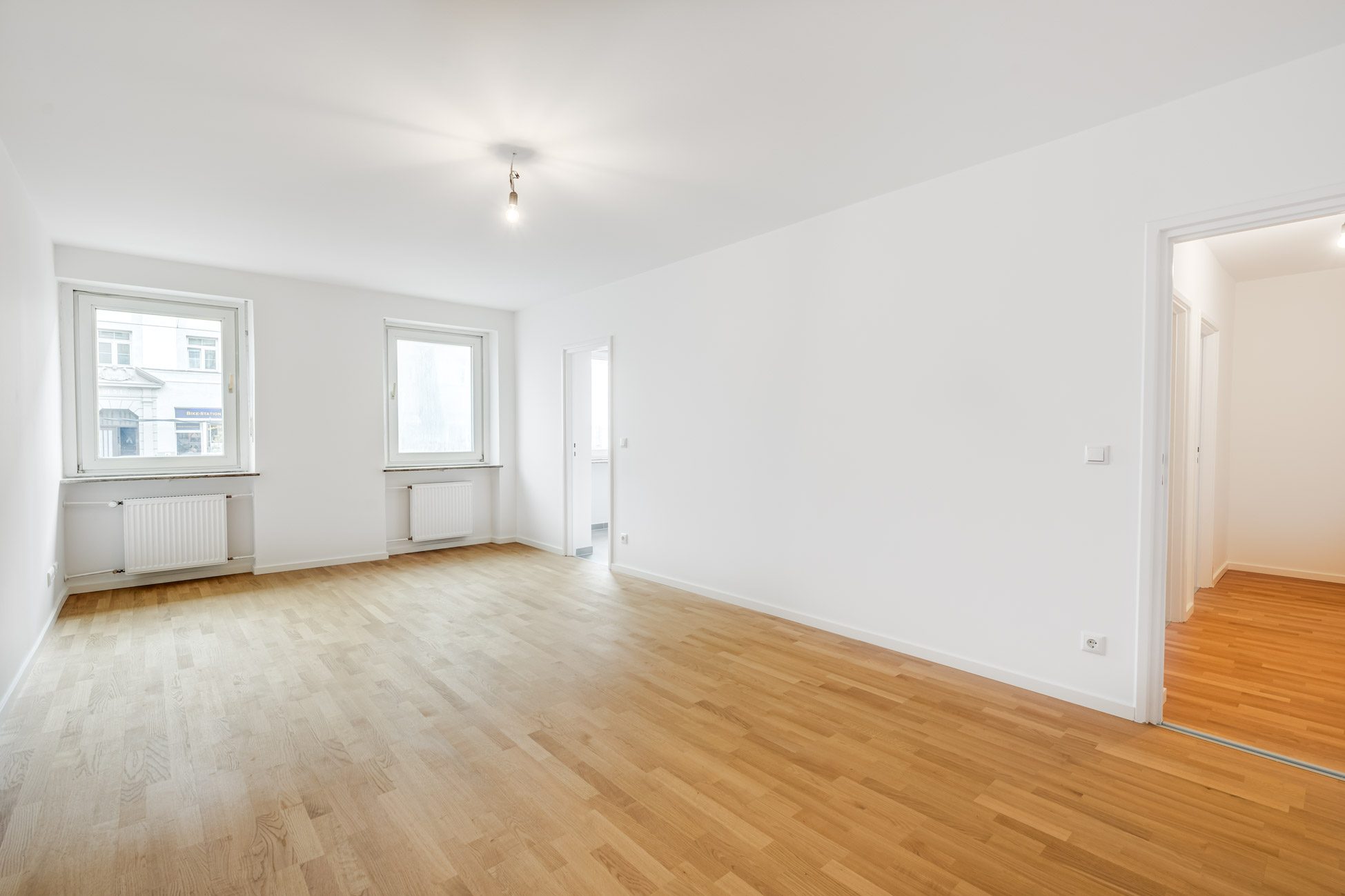 Aigner Immobilien GmbH - Immobilienangebot - 80797 München - Schwabing-West - Hochparterre - Sanierte 2-Zimmer-Wohnung mit Westausrichtung in Schwabing-West