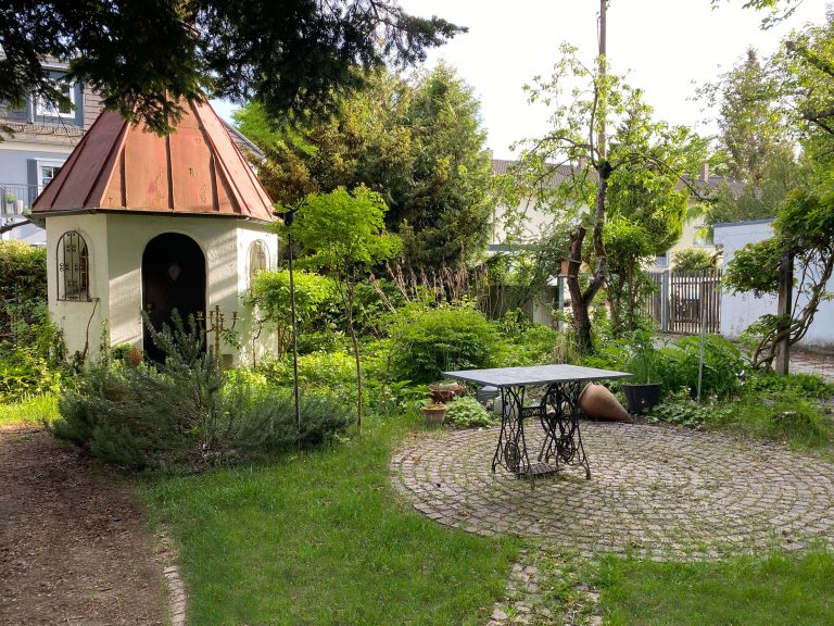 Aigner Immobilien GmbH - Immobilienangebot - 81245 München - Obermenzing - Baugrund für Ein- / Zweifamilienhäuser - Ruhiges Grundstück mit Potential und Altbestand
