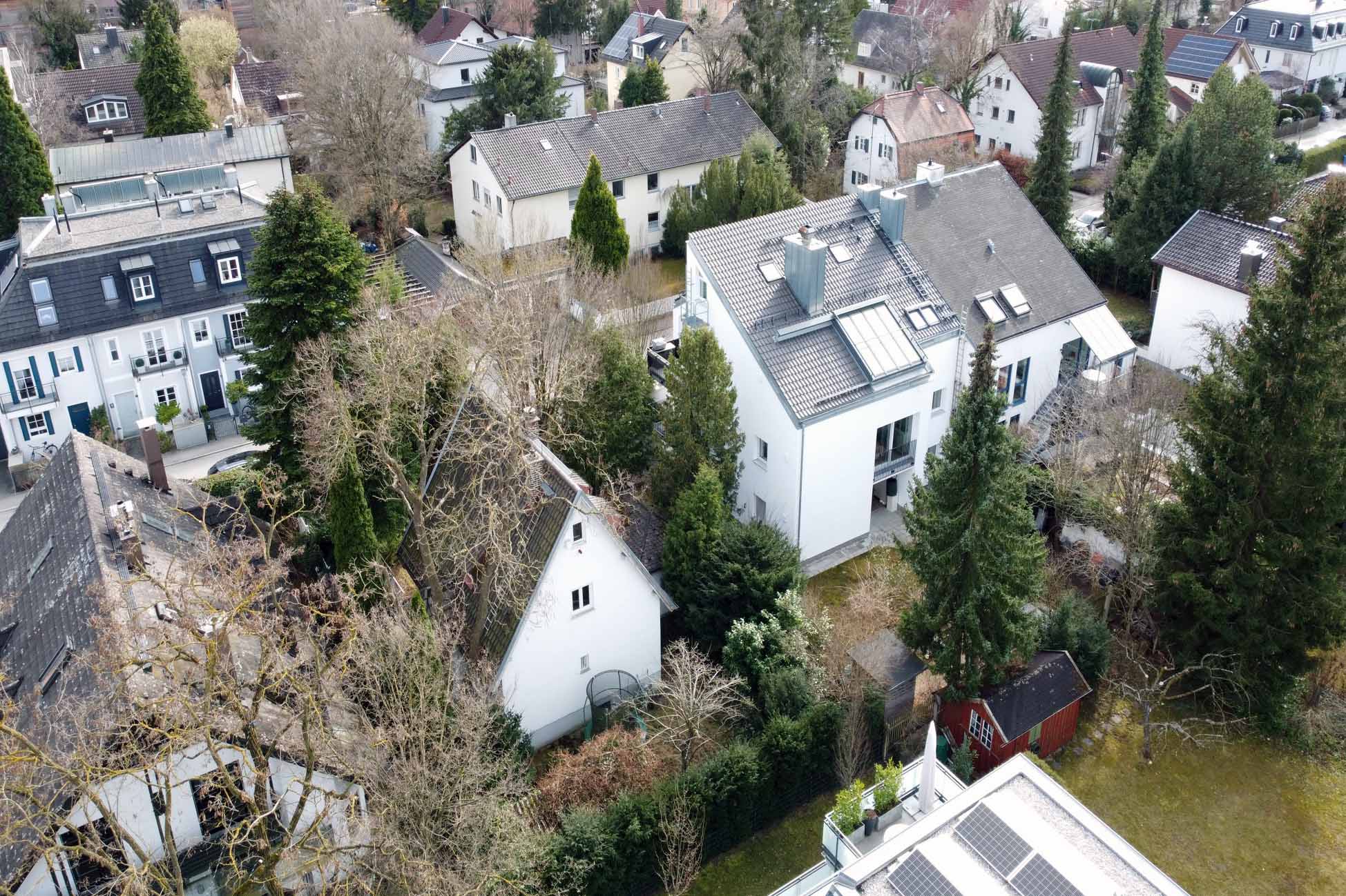 Aigner Immobilien GmbH - Immobilienangebot - 81245 München - Obermenzing - Baugrund für Ein- / Zweifamilienhäuser - Ruhiges Grundstück mit Potential und Altbestand