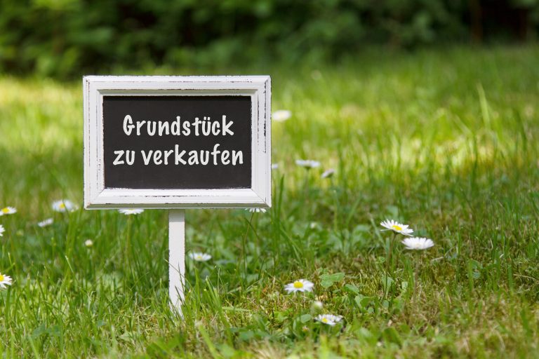 Aigner Immobilien GmbH - Immobilienangebot - 81545 München - Harlaching - Baugrund für Ein- / Zweifamilienhäuser - Baupartner gesucht! Exklusive Grundstückshälfte in Bestlage von Harlaching!