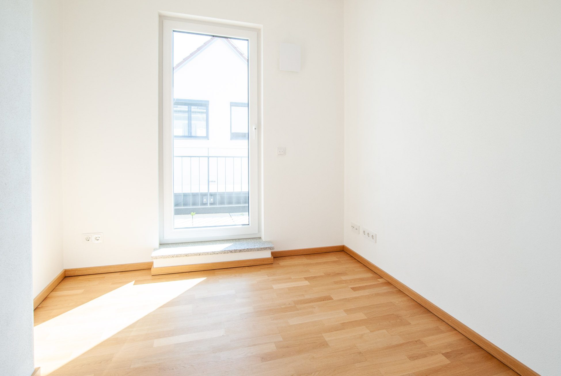Aigner Immobilien GmbH - Immobilienangebot - 80997 München - Moosach - Dachgeschosswohnung - Exklusive Neubauwohnung in Moosach - Ideal zur Kapitalanlage oder Selbstbezug