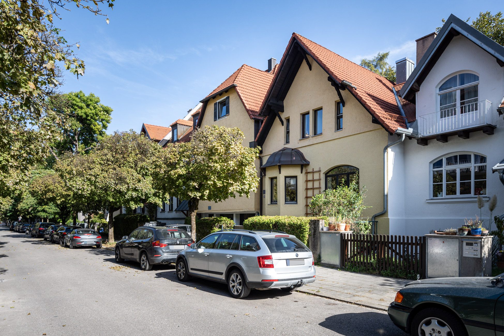 Aigner Immobilien GmbH - Immobilienangebot - 80638 München - Gern - Reihenmittelhaus - Denkmalgeschütztes Stadthaus mit viel Potenzial mitten in Gern