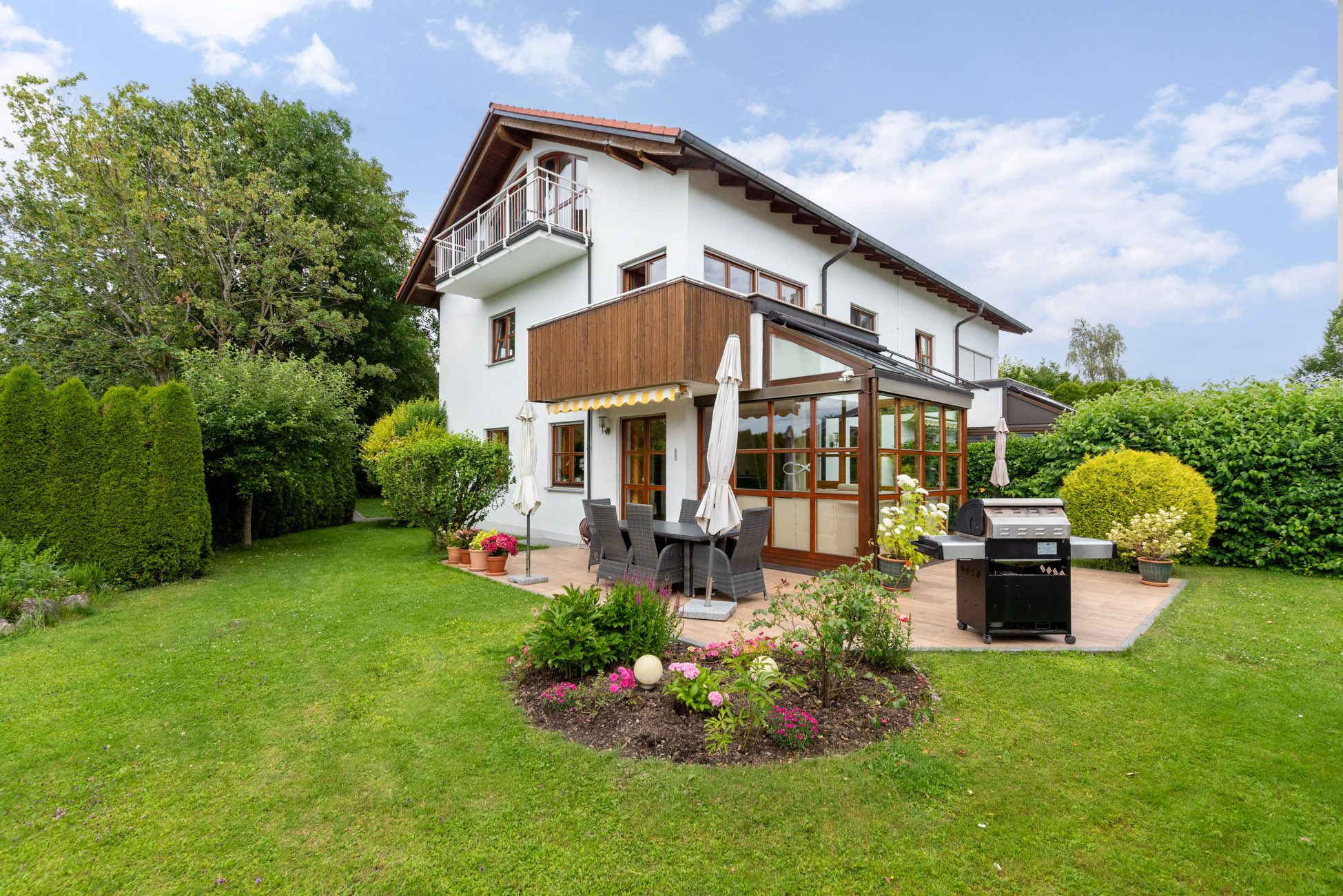 Aigner Immobilien GmbH - Immobilienangebot - 82064 Straßlach-Dingharting - Straßlach-Dingharting - Doppelhaushälfte - Ruhige, grüne Lage von Straßlach - Die perfekte Doppelhaushälfte