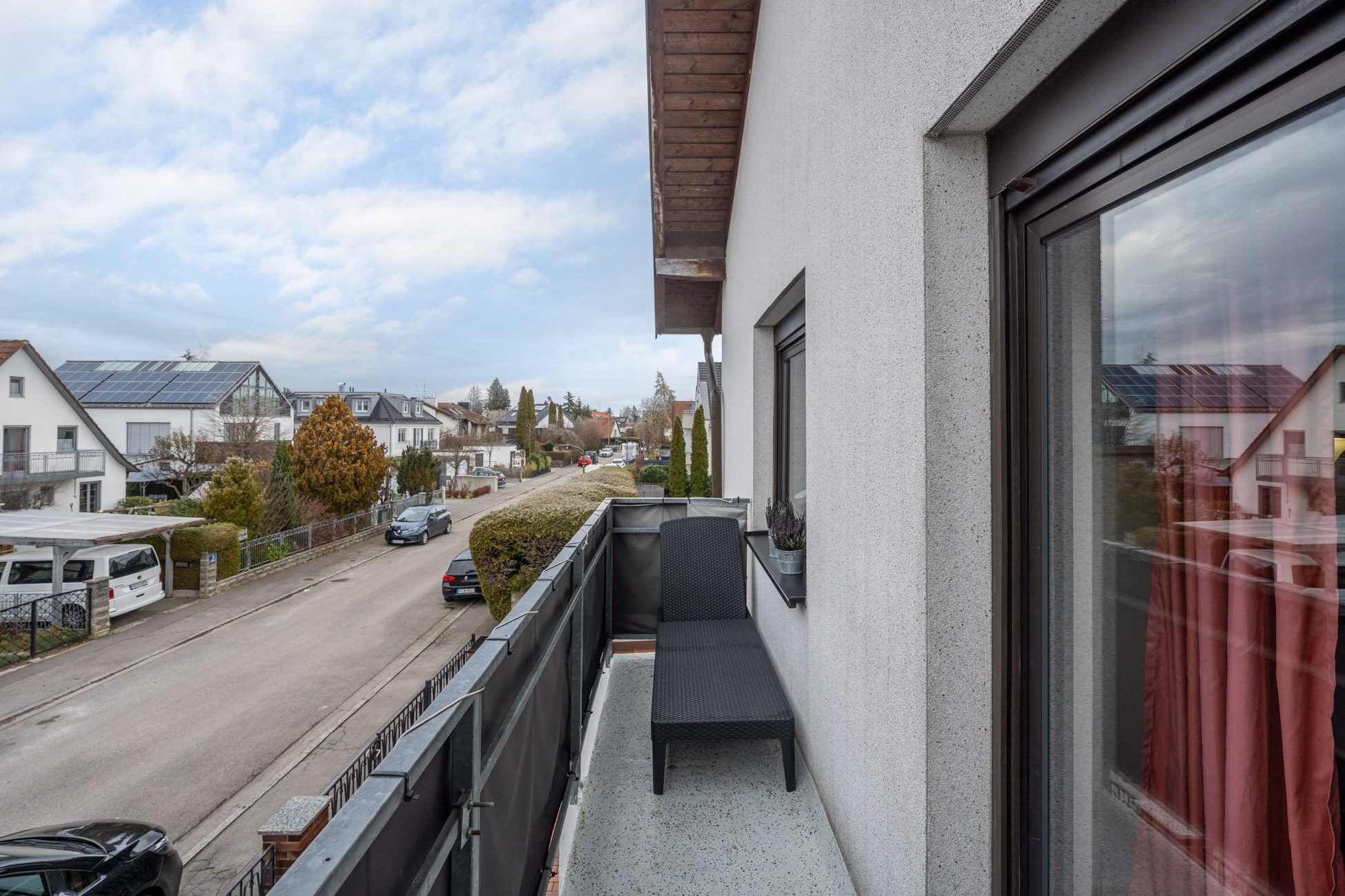 Aigner Immobilien GmbH - Immobilienangebot - 81825 München - Trudering - Mehrfamilienhaus - Investieren und Wohlfühlen: Vielseitiges Mehrfamilienhaus mit vier Einheiten