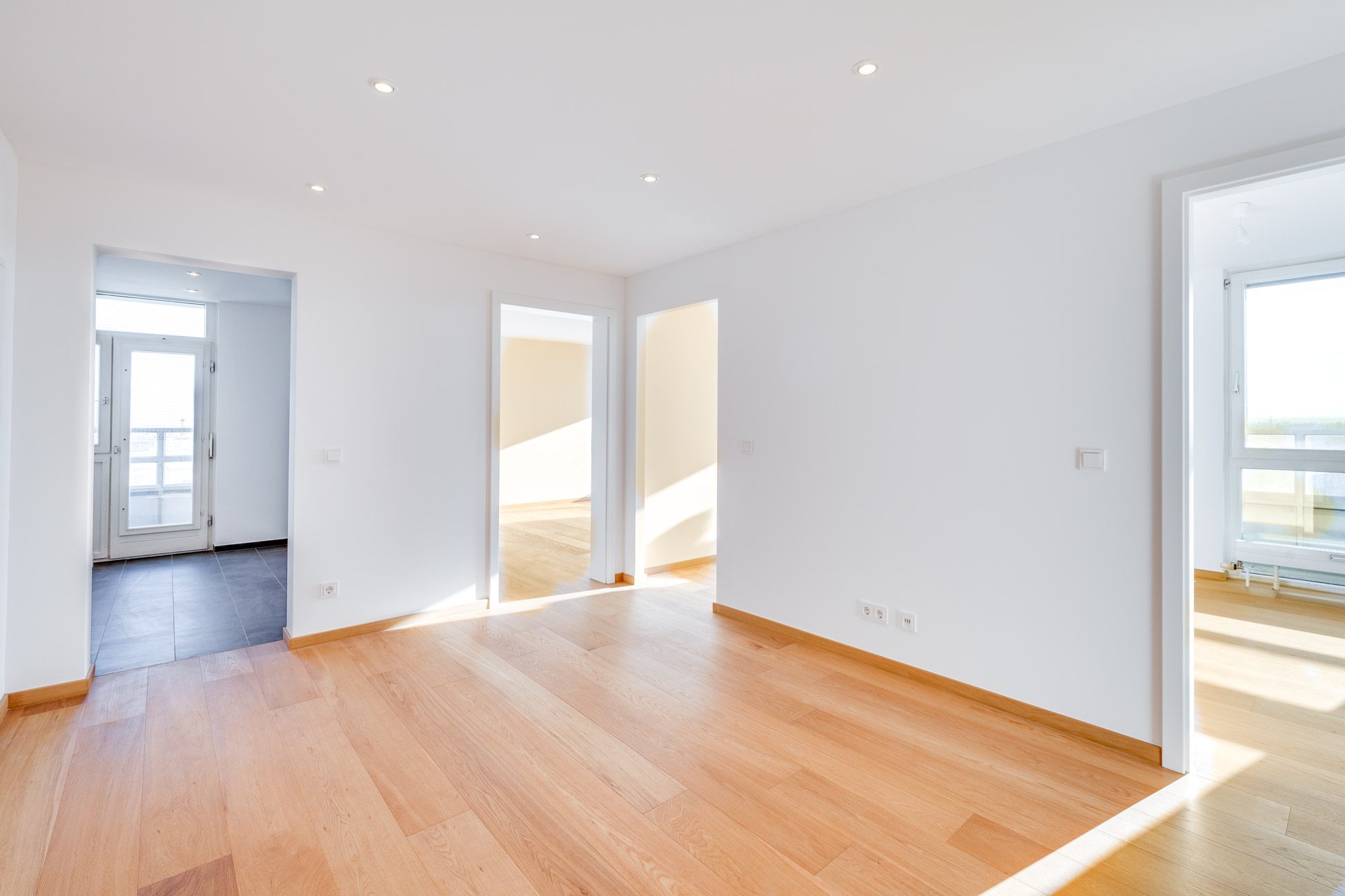 Aigner Immobilien GmbH - Immobilienangebot - 81243 München - Aubing - Etagenwohnung - Stilvoll wohnen mit Weitblick - 3-Zimmer Wohnung, saniert und lichtdurchflutet