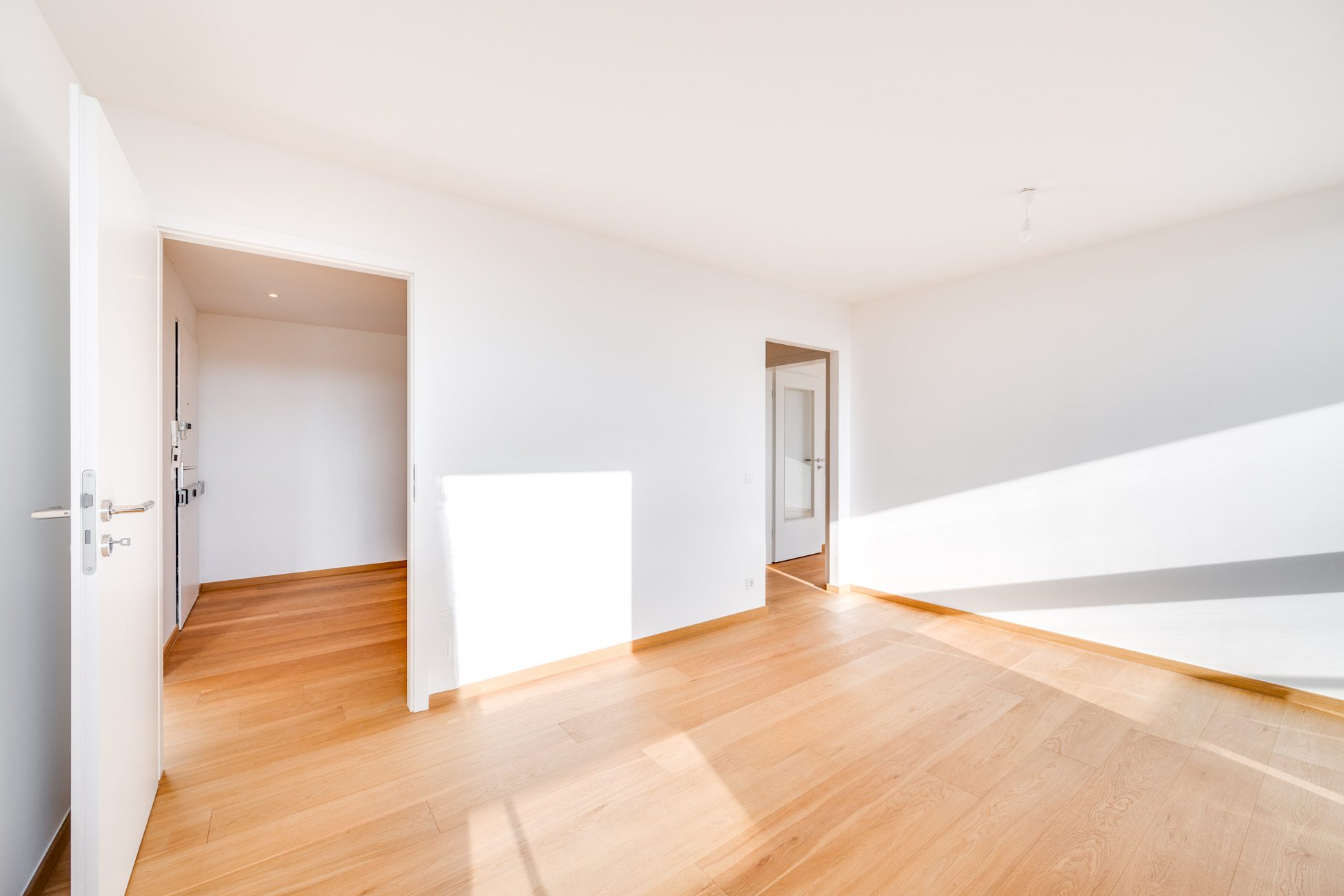 Aigner Immobilien GmbH - Immobilienangebot - 81243 München - Aubing - Etagenwohnung - Stilvoll wohnen mit Weitblick - 3-Zimmer Wohnung, saniert und lichtdurchflutet