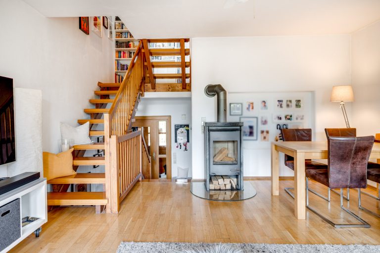 Aigner Immobilien GmbH - Immobilienangebot - 80939 München - Milbertshofen - Doppelhaushälfte - Wohnen auf mehreren Ebenen - Doppelhaushälfte mit außergewöhnlichem Raumgefühl