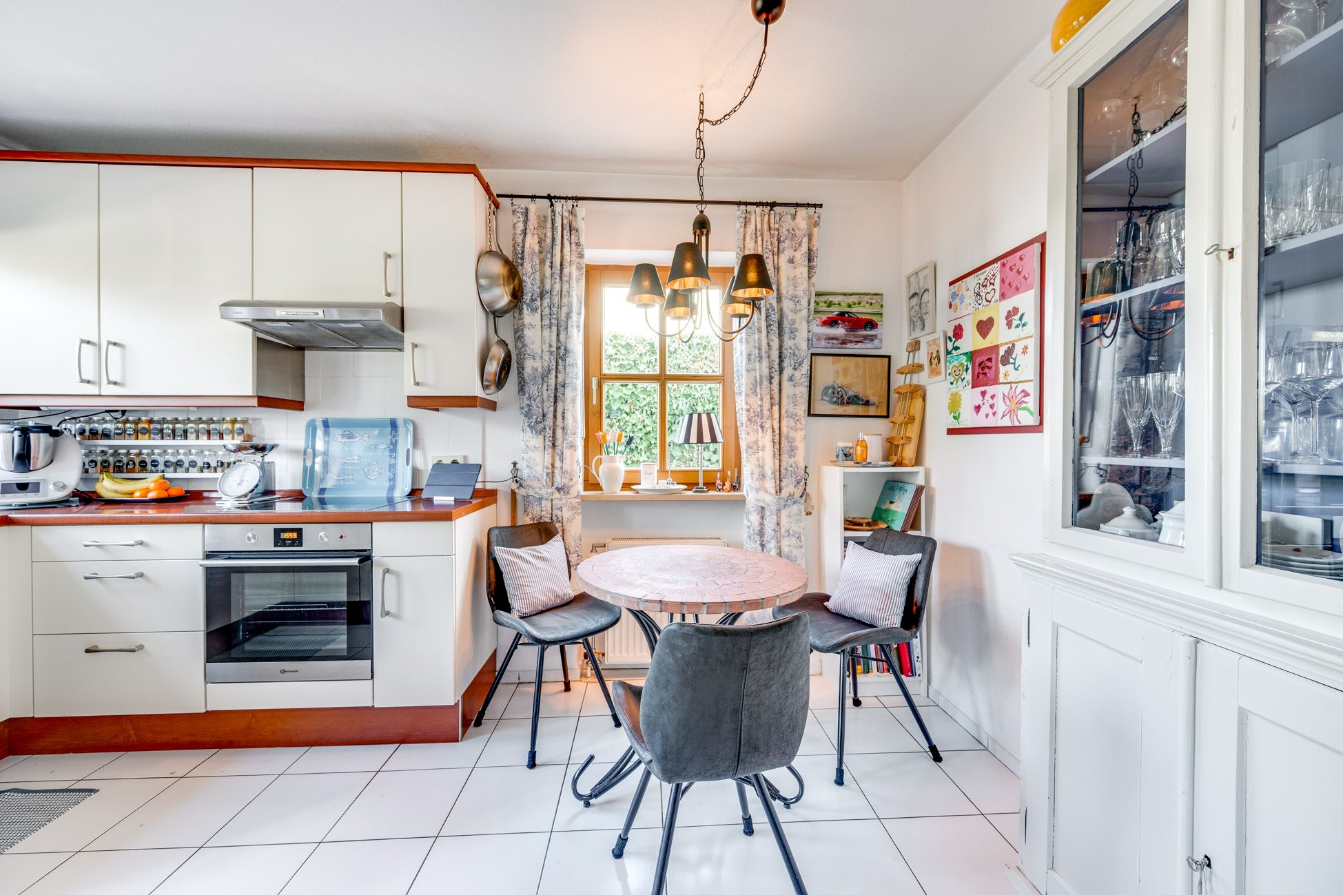 Aigner Immobilien GmbH - Immobilienangebot - 80939 München - Milbertshofen - Doppelhaushälfte - Wohnen auf mehreren Ebenen - Doppelhaushälfte mit außergewöhnlichem Raumgefühl