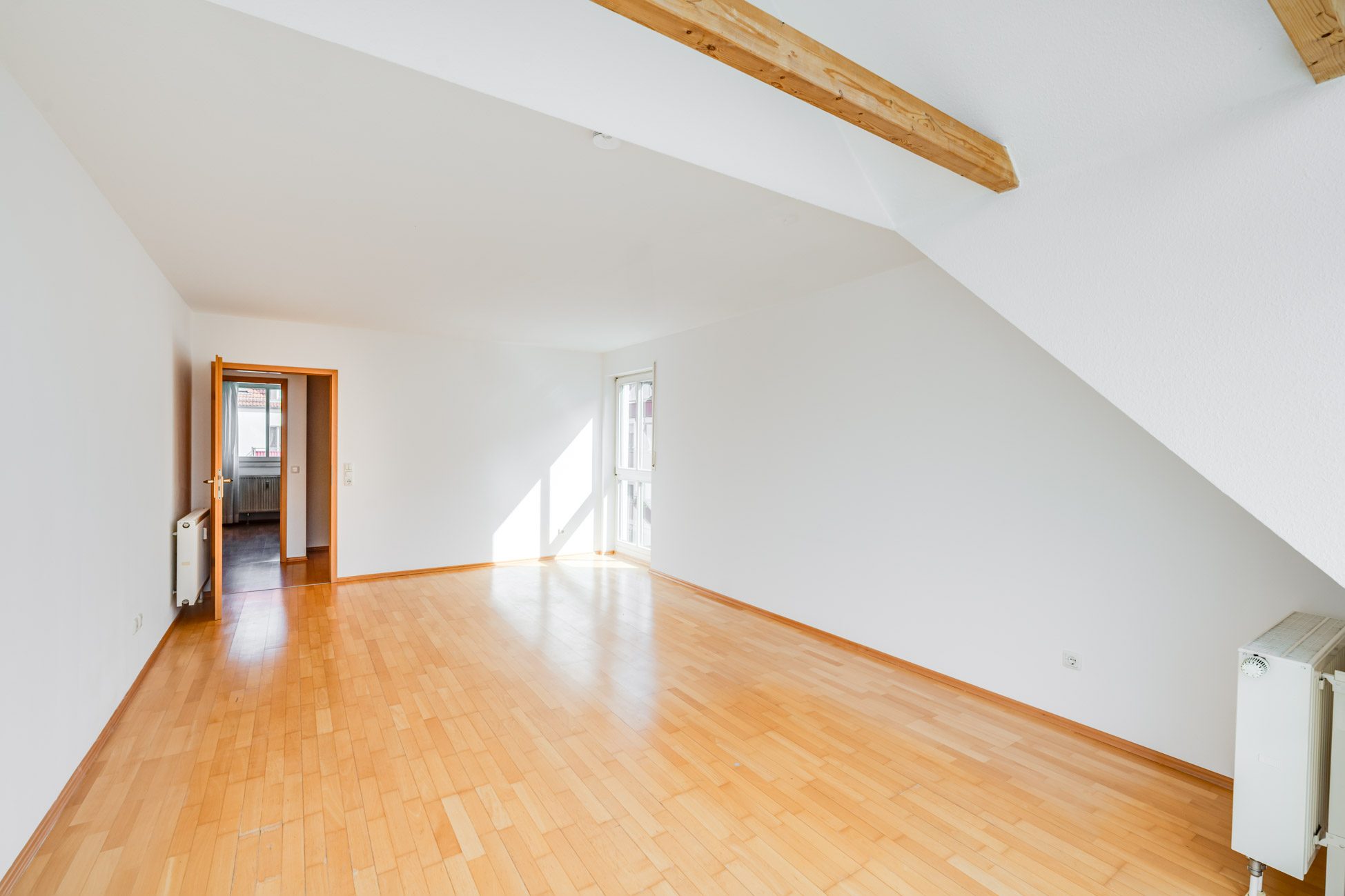 Aigner Immobilien GmbH - Immobilienangebot - 85757 Karlsfeld - Karlsfeld - Dachgeschosswohnung - Traumhafte Maisonette-Wohnung im Dachgeschoss mit Blick ins Grüne!