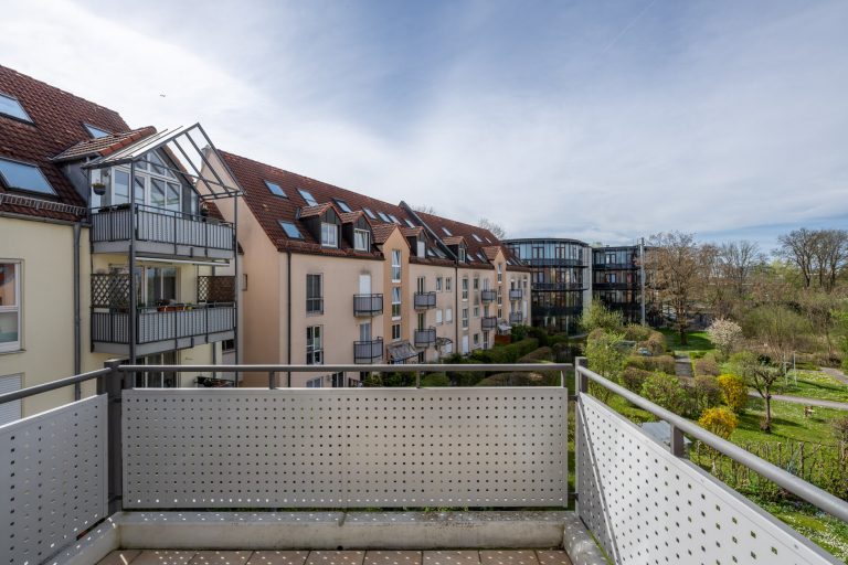 Aigner Immobilien GmbH - Immobilienangebot - 85757 Karlsfeld - Karlsfeld - Dachgeschosswohnung - Traumhafte Maisonette-Wohnung im Dachgeschoss mit Blick ins Grüne!