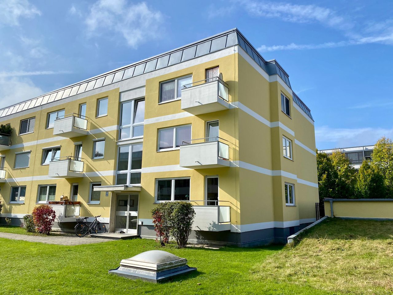 Aigner Immobilien GmbH - Immobilienangebot - 81377 München - Großhadern - Etagenwohnung - Helle, ruhige 3,5-Zimmer-Wohnung in gepflegter Anlage in Großhadern