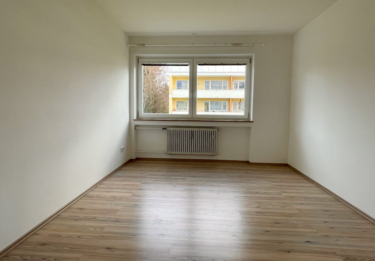 Aigner Immobilien GmbH - Immobilienangebot - 81377 München - Großhadern - Etagenwohnung - Helle, ruhige 3,5-Zimmer-Wohnung in gepflegter Anlage in Großhadern