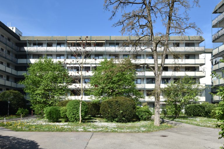 Aigner Immobilien GmbH - Immobilienangebot - 81375 München - Hadern - Etagenwohnung - Geräumige 2-Zimmer-Wohnung mit Aussicht und Möglichkeiten