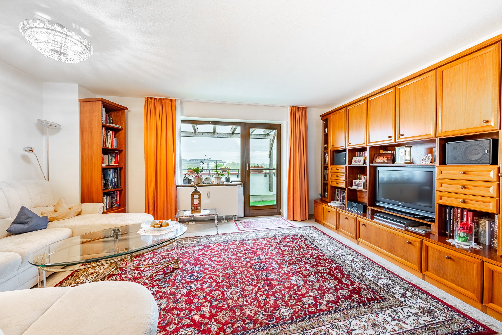 Aigner Immobilien GmbH - Immobilienangebot - 85716 Unterschleißheim - Unterschleißheim - Etagenwohnung - Großzügige 3-Zimmer-Wohnung mit Süd-Terrasse in ruhiger Siedlungslage