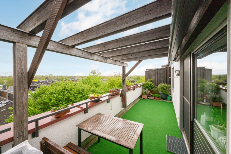 Aigner Immobilien GmbH - Immobilienangebot - 85716 Unterschleißheim - Unterschleißheim - Etagenwohnung - Großzügige 3-Zimmer-Wohnung mit Süd-Terrasse in ruhiger Siedlungslage