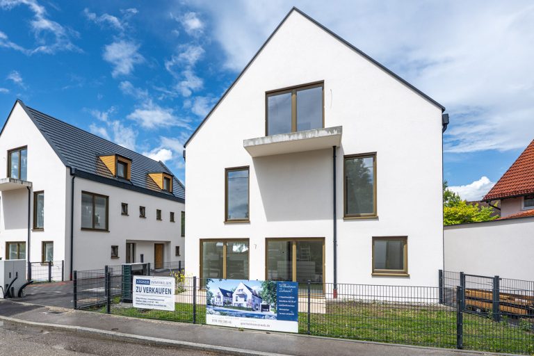 Aigner Immobilien GmbH - Immobilienangebot - 81249 München - Lochhausen - Doppelhaushälfte - Haus 3: Urbaner Komfort und naturnahes Wohnen an der Aubinger-Lohe
