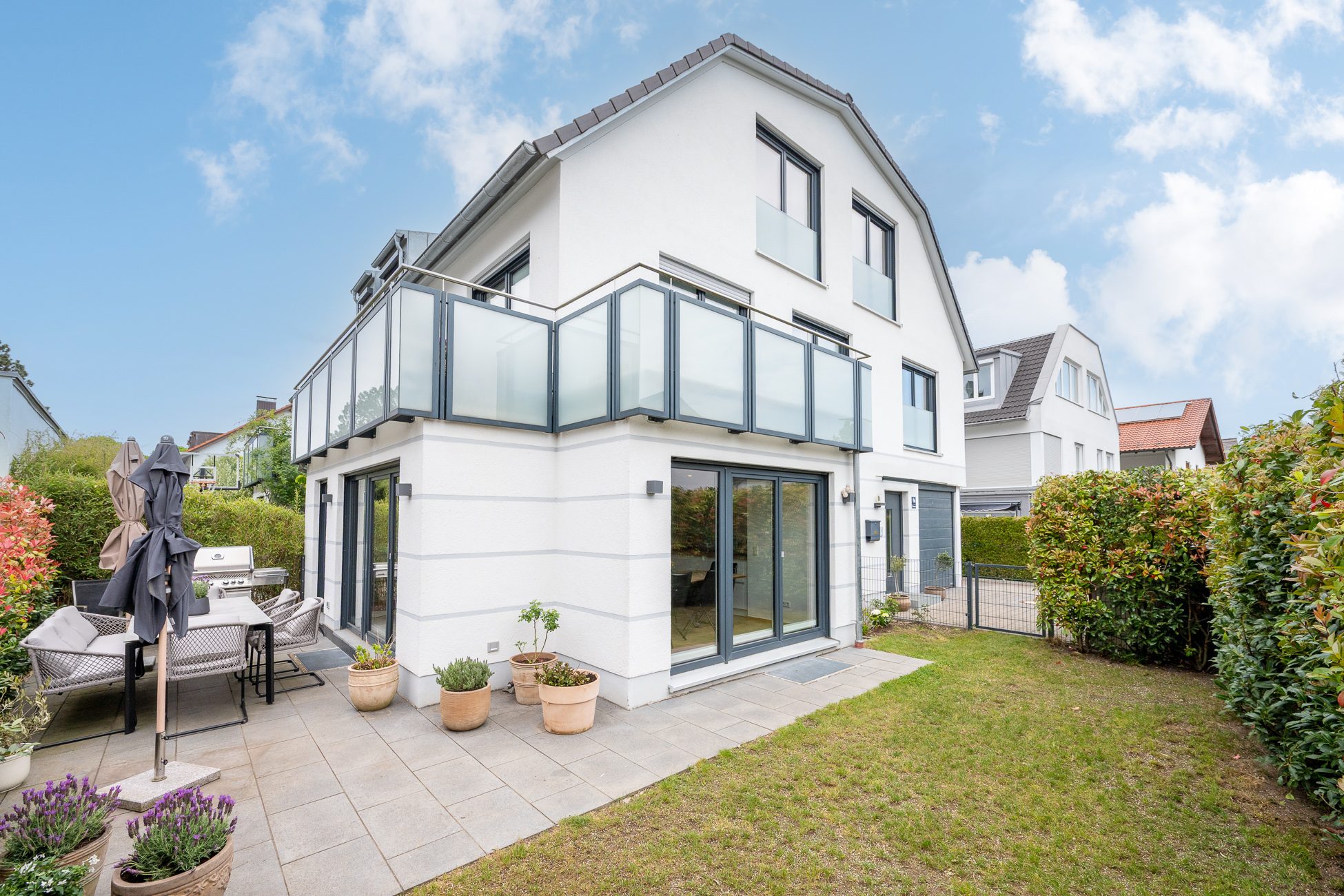 Aigner Immobilien GmbH - Immobilienangebot - 81477 München - Solln - Doppelhaushälfte - Exklusives Wohnen in Solln – Moderne Doppelhaushälfte in Toplage