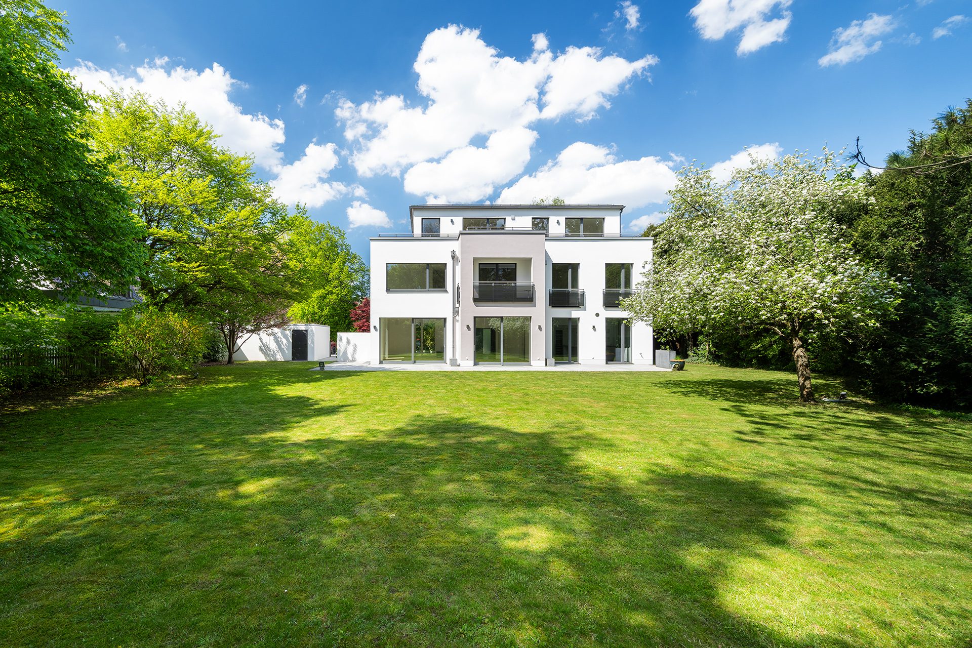 Aigner Immobilien GmbH - Immobilienangebot - 82166 Gräfelfing - Gräfelfing - Häuser - Villa im begehrten Gräfelfing: Ihr Rückzugsort auf traumhaftem Grundstück