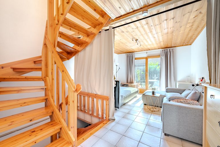 Aigner Immobilien GmbH - Immobilienangebot - 85375 Neufahrn b.Freising - Neufahrn b.Freising - Doppelhaushälfte - Charmante Doppelhaushälfte mit Einliegerwohnung und viel Potenzial!