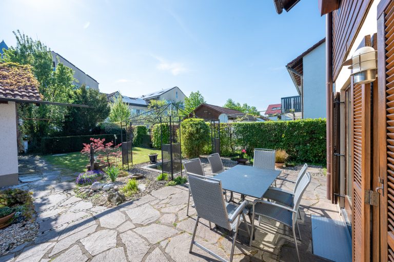 Aigner Immobilien GmbH - Immobilienangebot - 85375 Neufahrn b.Freising - Neufahrn b.Freising - Doppelhaushälfte - Charmante Doppelhaushälfte mit Einliegerwohnung und viel Potenzial!