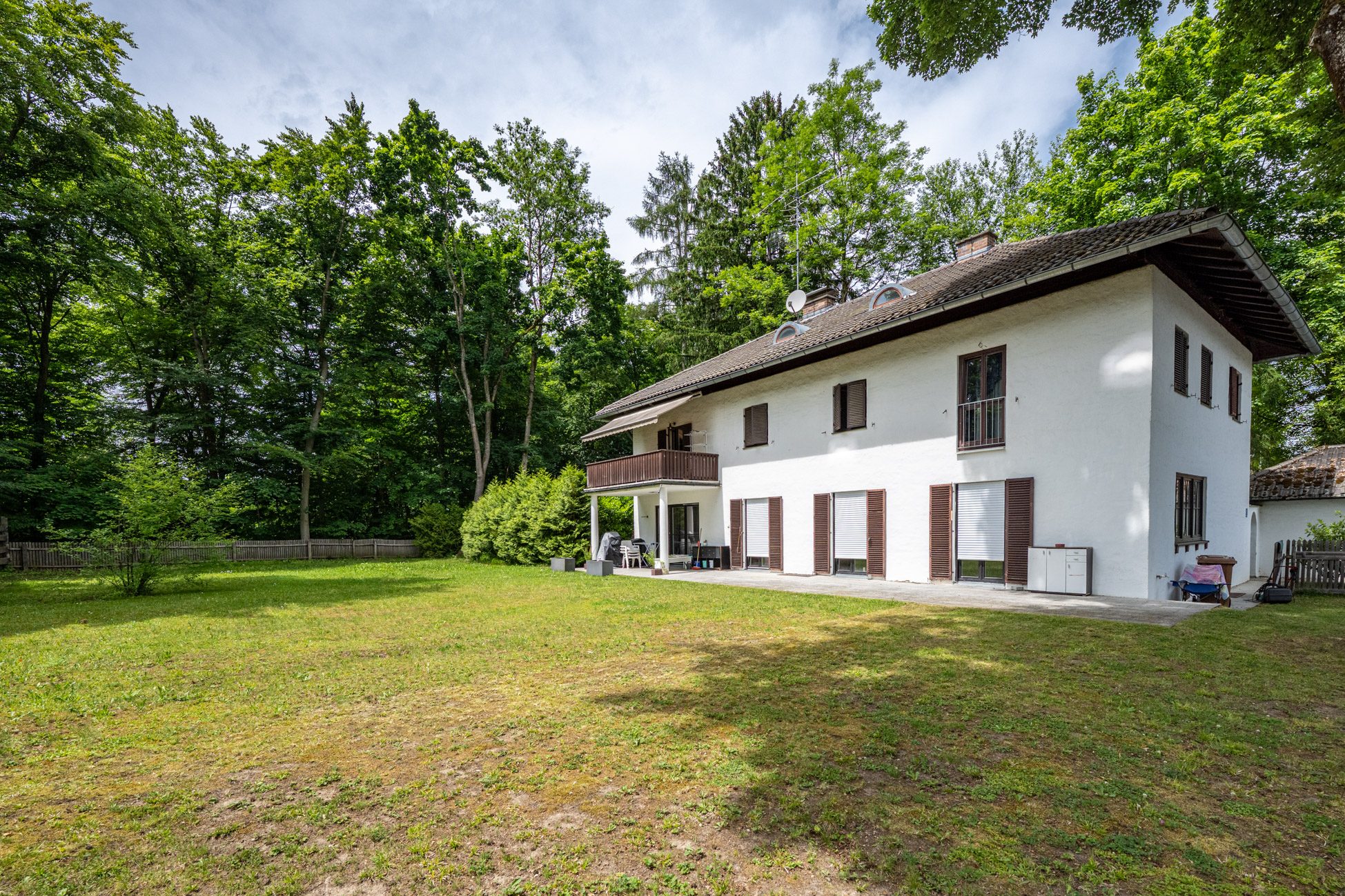 Aigner Immobilien GmbH - Immobilienangebot - 81545 München - Harlaching - Baugrund für Ein- / Zweifamilienhäuser - Bestlage am Isarhochufer: Grundstück für zwei Einfamilien- oder Doppelhäuser mit Westausrichtung