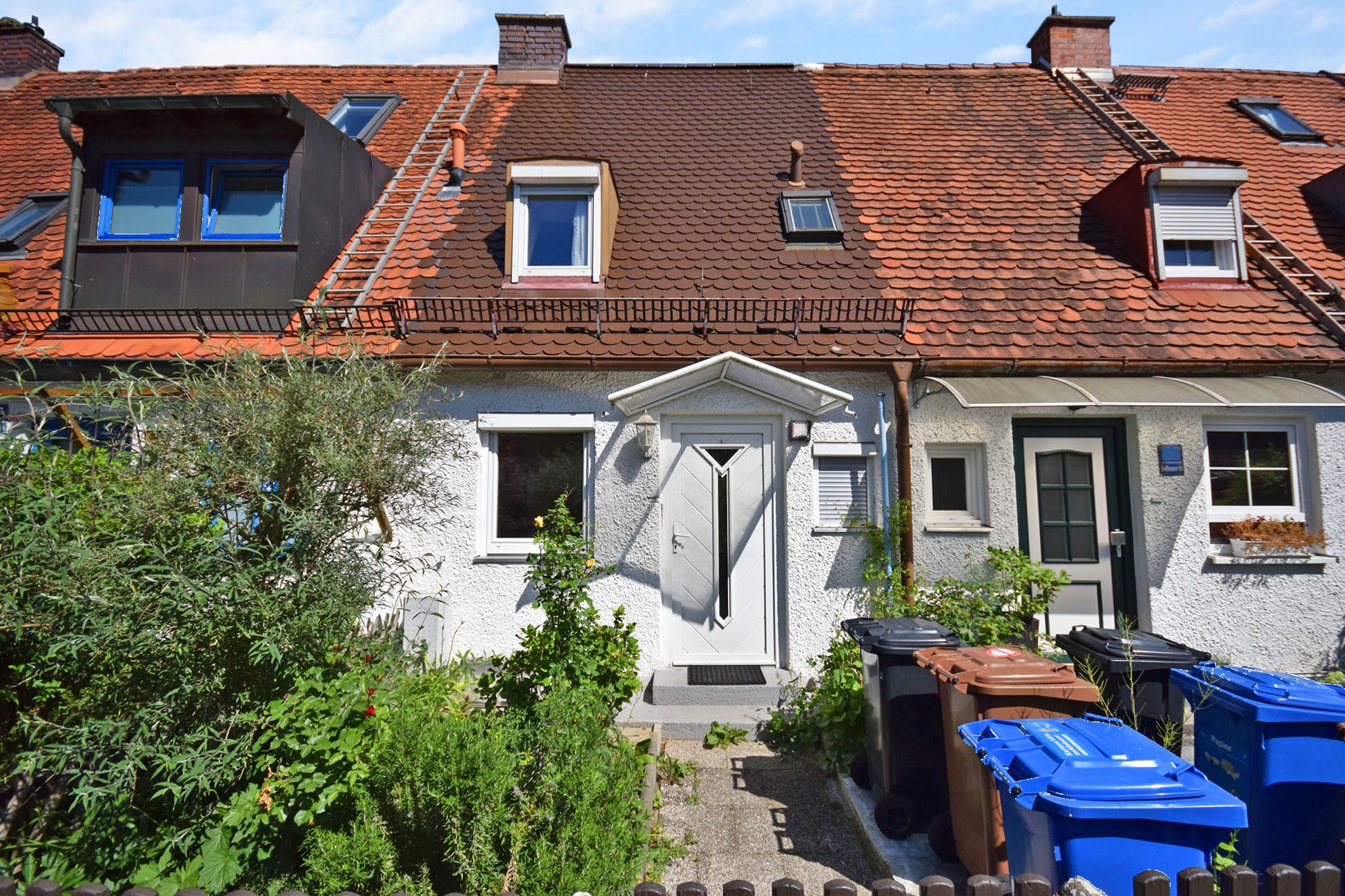 Aigner Immobilien GmbH - Immobilienangebot - 81671 München - Berg am Laim - Reihenmittelhaus - Ein Zuhause mit Geschichte und Zukunft: Rohdiamant in der Maikäfersiedlung