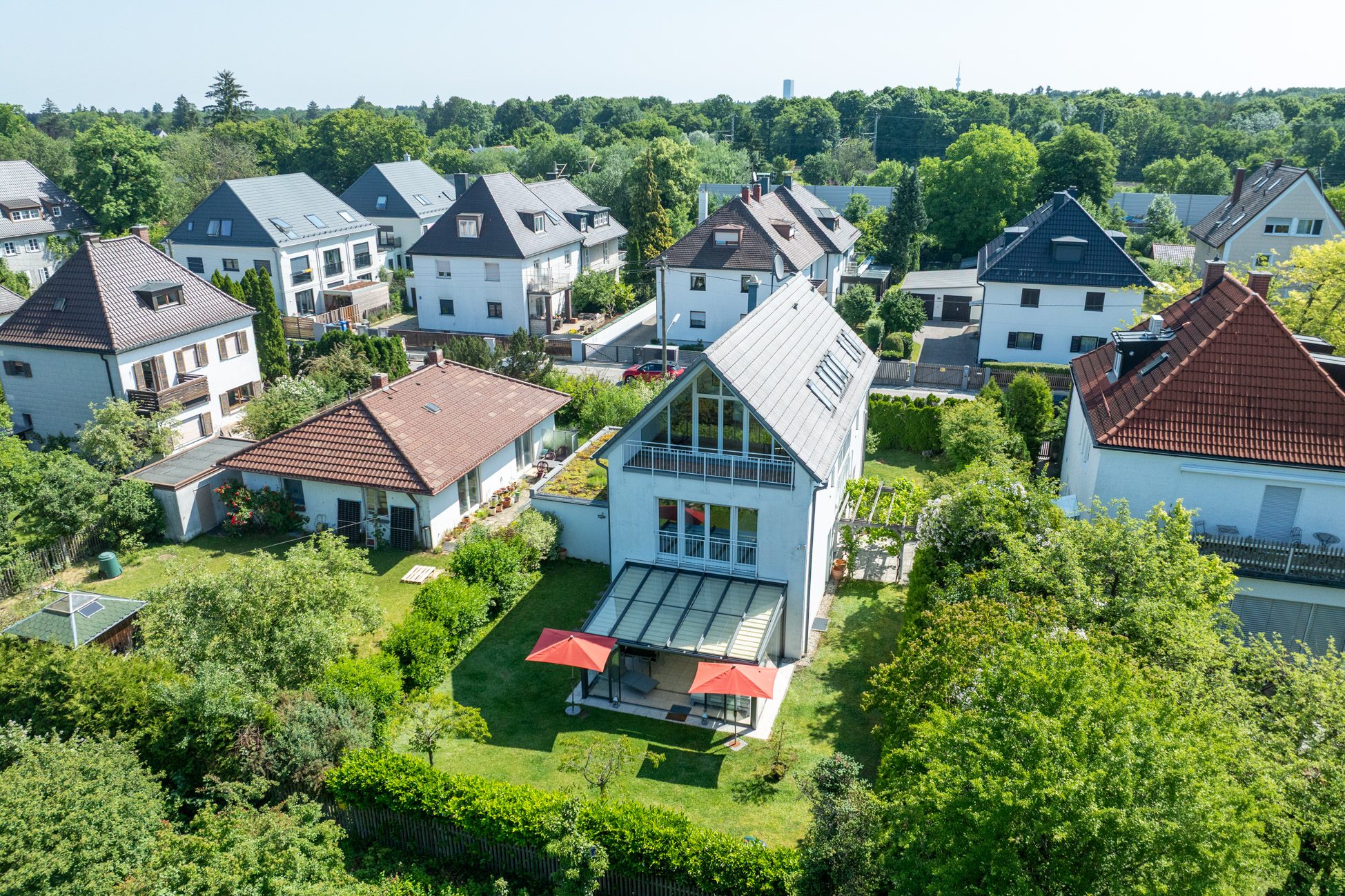 Aigner Immobilien GmbH - Immobilienangebot - 81247 München - Obermenzing - Einfamilienhaus - Eleganz trifft Raumvielfalt – Gepflegtes Einfamilienhaus mit gehobener Ausstattung in Obermenzing