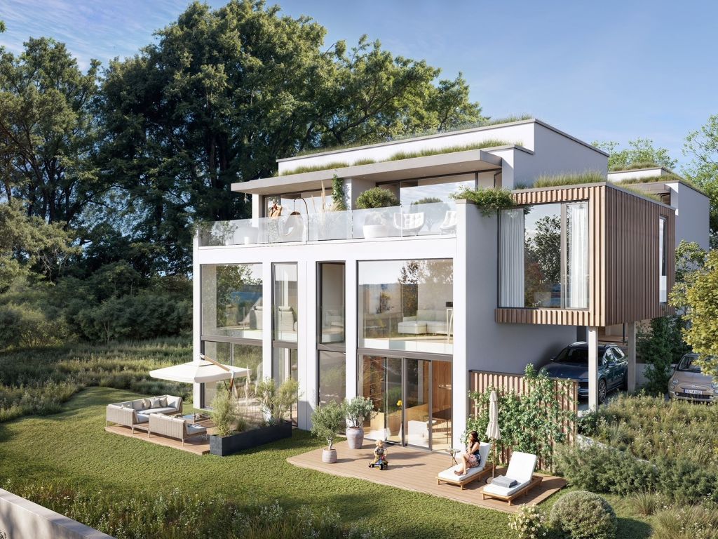 Moderne Villa mit großen Glasfronten, Dachterrasse, Holz-Elementen und gepflegtem Garten in naturnaher Lage