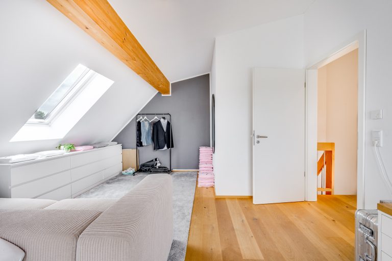Aigner Immobilien GmbH - Immobilienangebot - 81477 München - Solln - Doppelhaushälfte - Exklusives Wohnen in Solln – Moderne Doppelhaushälfte in Toplage