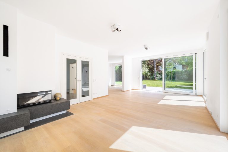 Aigner Immobilien GmbH - Immobilienangebot - 82166 Gräfelfing - Gräfelfing - Häuser - Villa im begehrten Gräfelfing: Ihr Rückzugsort auf traumhaftem Grundstück