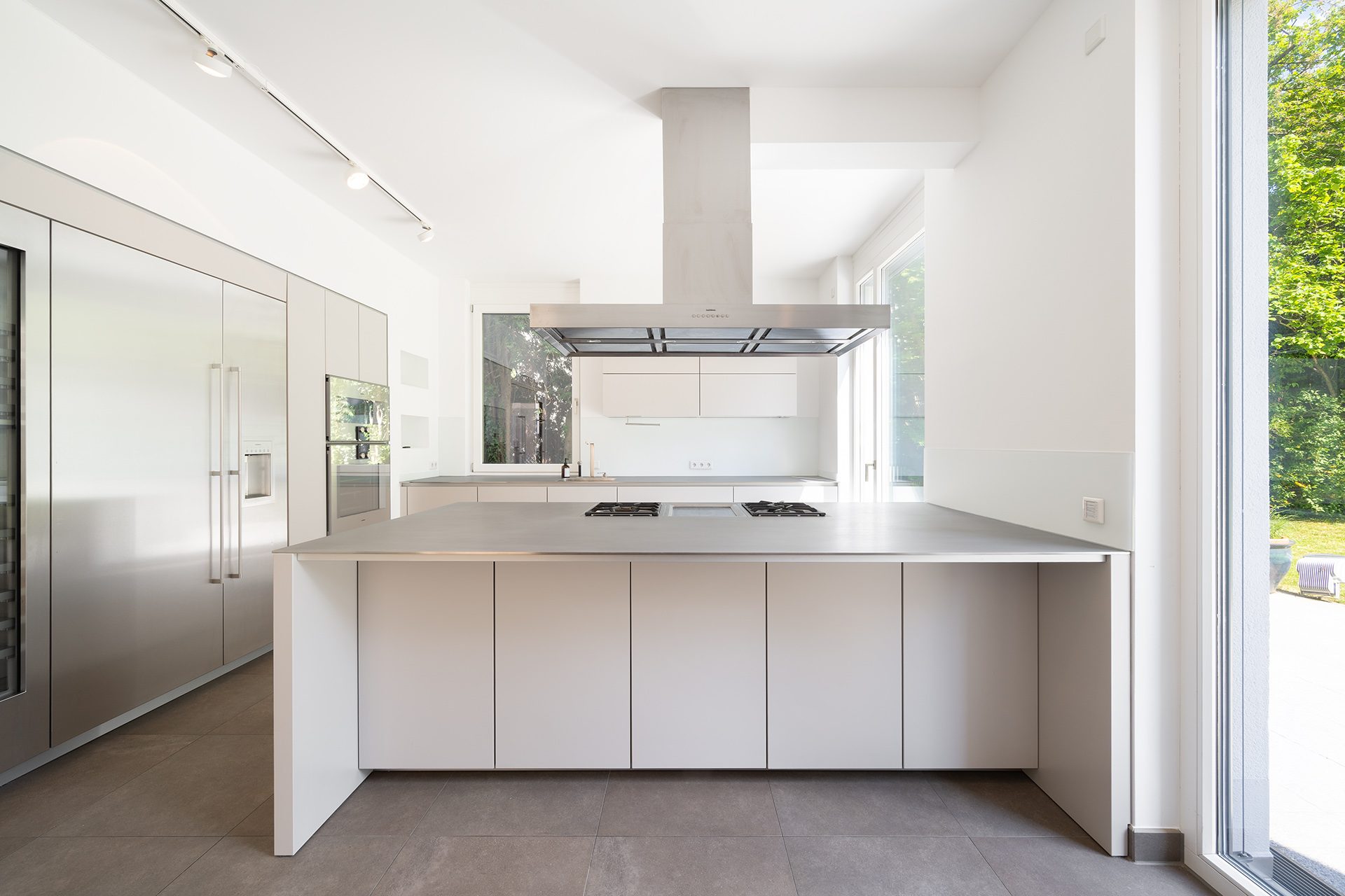 Aigner Immobilien GmbH - Immobilienangebot - 82166 Gräfelfing - Gräfelfing - Häuser - Villa im begehrten Gräfelfing: Ihr Rückzugsort auf traumhaftem Grundstück
