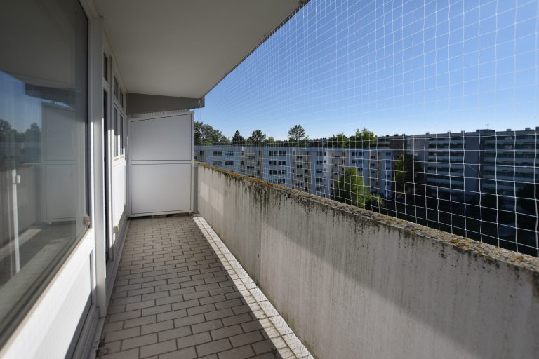 Aigner Immobilien GmbH - Immobilienangebot - 81477 München - Solln - Etagenwohnung - Renovierungsobjekt mit Potenzial – helles Apartment in gepflegter Wohnanlage