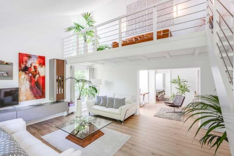 Aigner Immobilien GmbH - Immobilienangebot - 81545 München - Harlaching - Etagenwohnung - Moderne und stilvolle Eigentumswohnung mit Galerie in begehrter Lage Münchens!