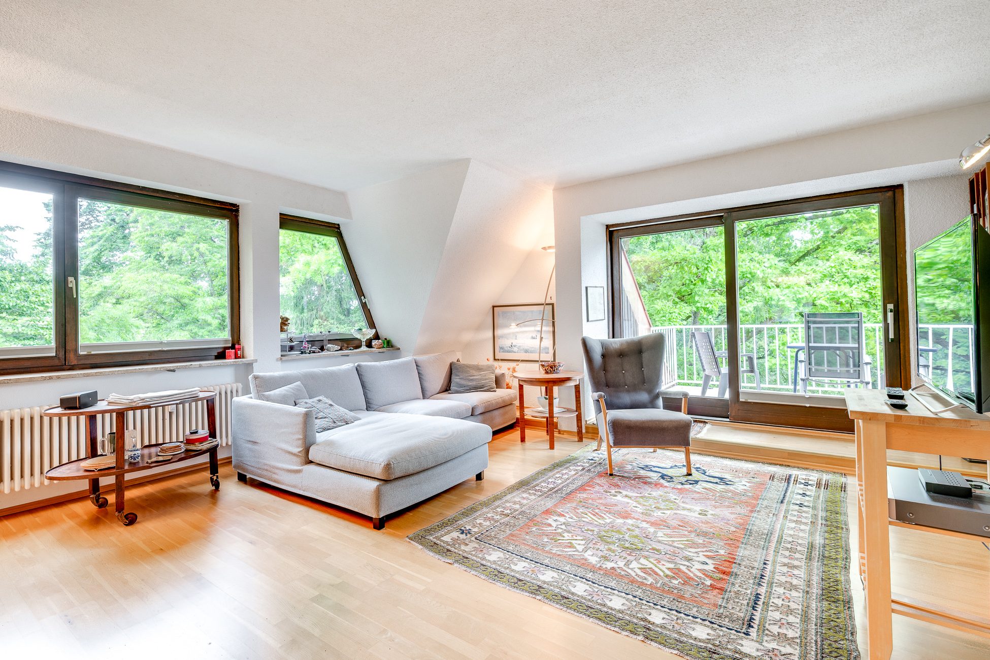Aigner Immobilien GmbH - Immobilienangebot - 81479 München - Solln - Dachgeschosswohnung - Über den Dächern von Solln - Maissonettewohnung mit Potenzial und sonniger Dachterrasse