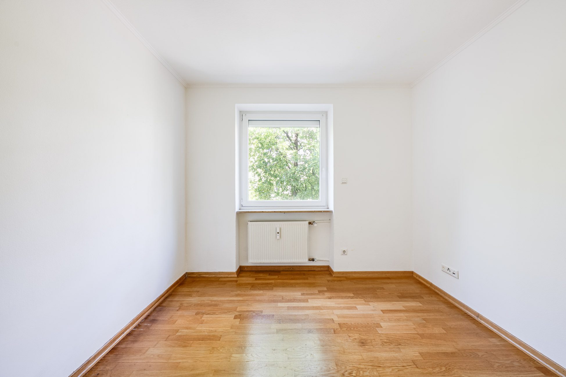 Aigner Immobilien GmbH - Immobilienangebot - 81677 München - Bogenhausen - Etagenwohnung - Licht, Lage, Lebensqualität - 3-Zimmer-Wohnung mit Süd-Balkon