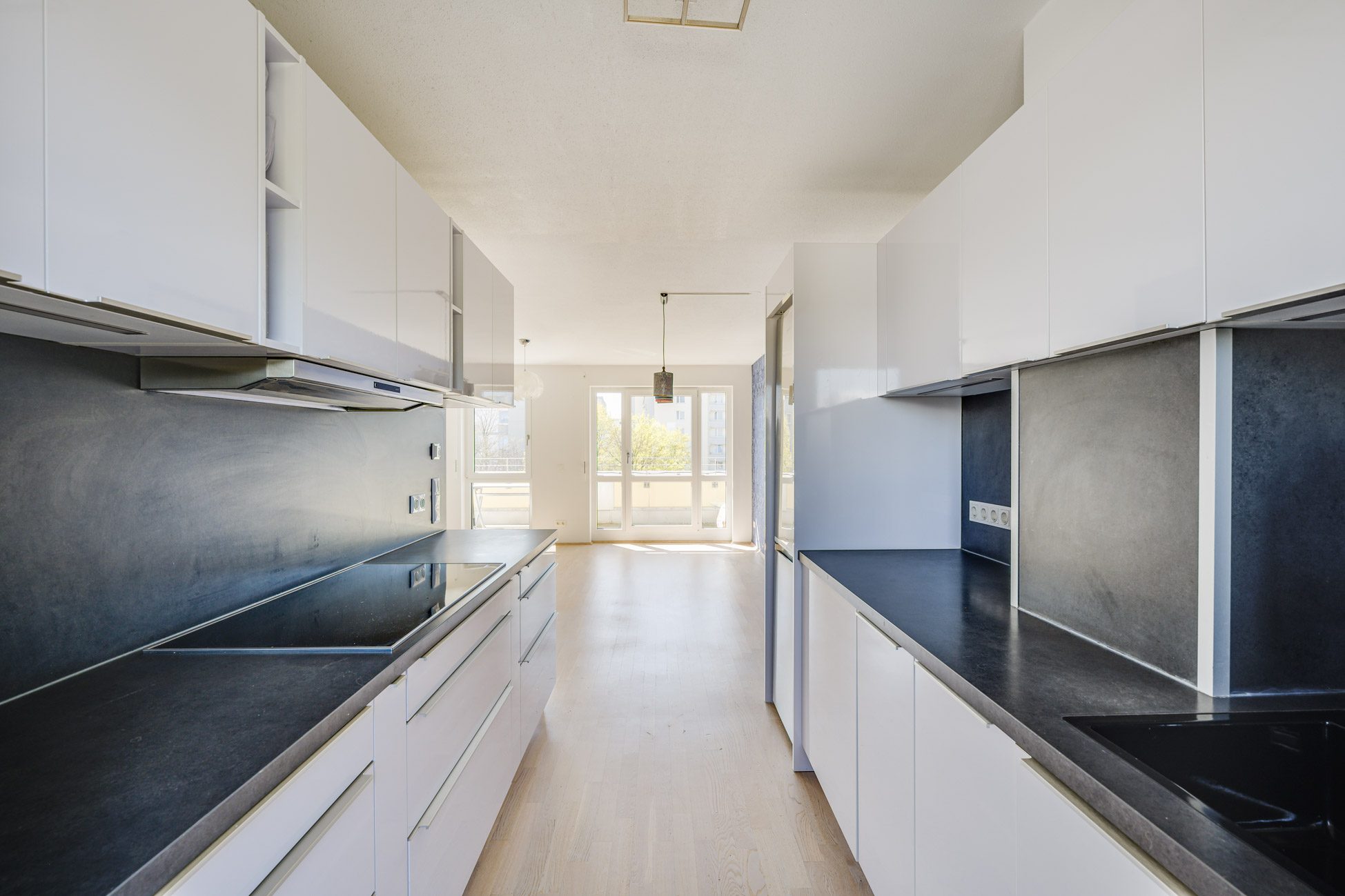 Aigner Immobilien GmbH - Immobilienangebot - 80933 München - Feldmoching - Etagenwohnung - Großzügige 4-Zimmer-Wohnung mit Platz für die ganze Familie und Blick ins Grüne