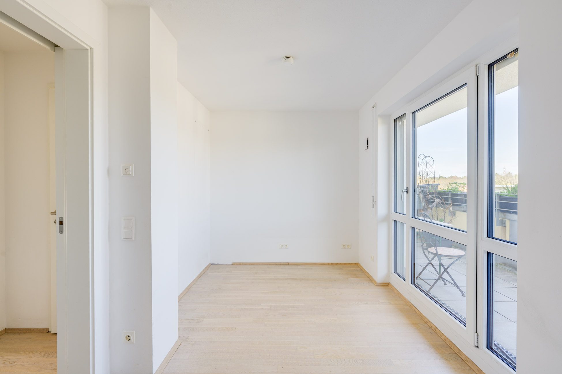 Aigner Immobilien GmbH - Immobilienangebot - 80933 München - Feldmoching - Etagenwohnung - Großzügige 4-Zimmer-Wohnung mit Platz für die ganze Familie und Blick ins Grüne