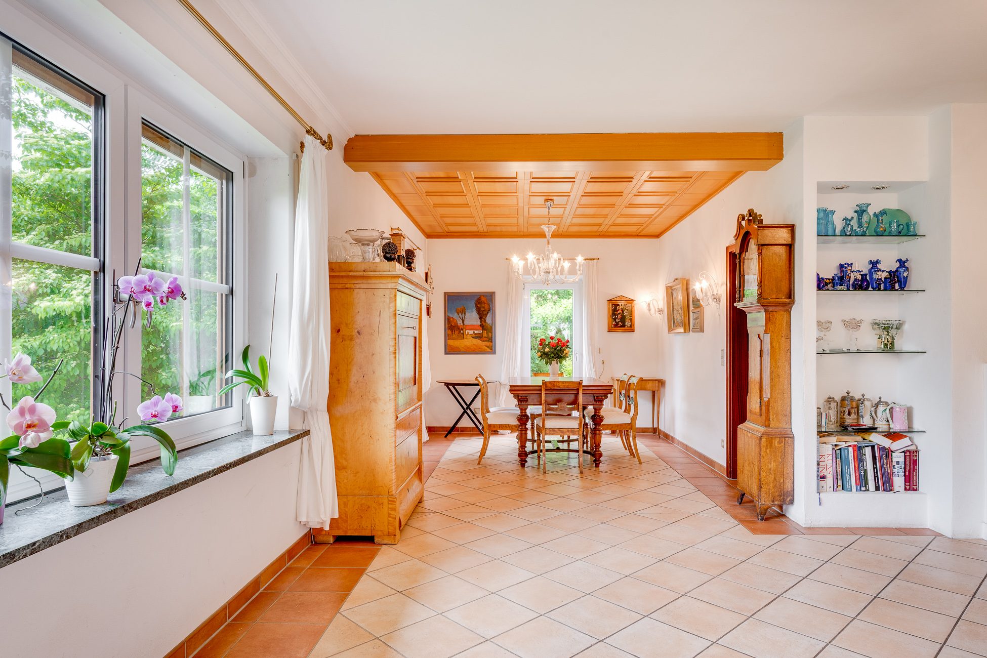 Aigner Immobilien GmbH - Immobilienangebot - 83670 Bad Heilbrunn - Bad Heilbrunn - Einfamilienhaus mit Einliegerwohnung - Familientraum mit wunderschönem Gartendomizil