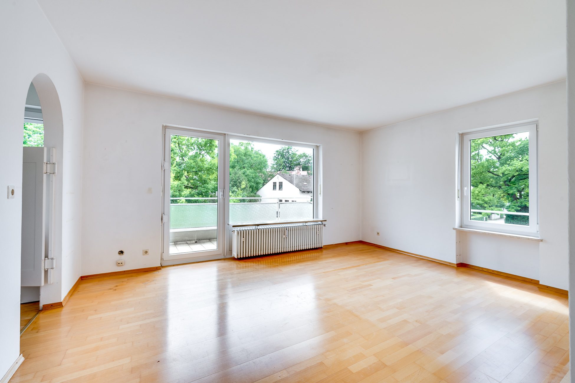 Aigner Immobilien GmbH - Immobilienangebot - 81479 München - Solln - Etagenwohnung - Helle 2-Zimmer-Wohnung mit Süd-Loggia in Zentraler und ruhiger Lage