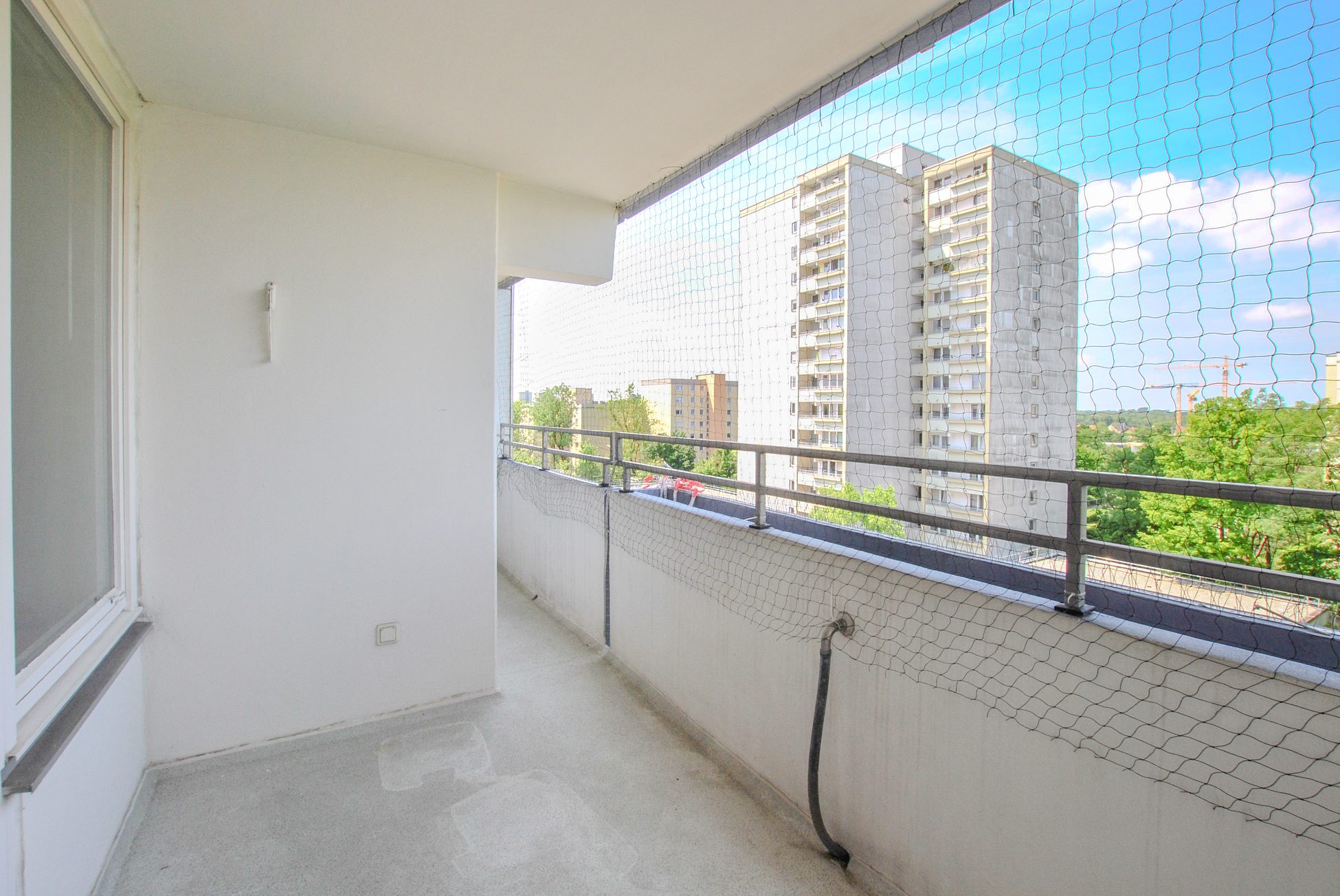 Aigner Immobilien GmbH - Immobilienangebot - 80995 München - Fasanerie-Nord - Etagenwohnung - Wohnen mit Aussicht: Helle 2-Zimmer-Wohnung mit Westbalkon